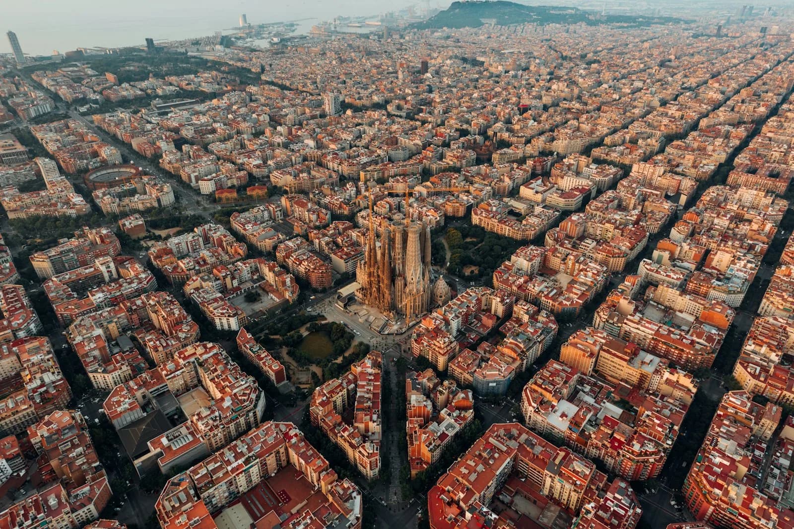 Parc Güell et vue sur Barcelone au coucher du soleil